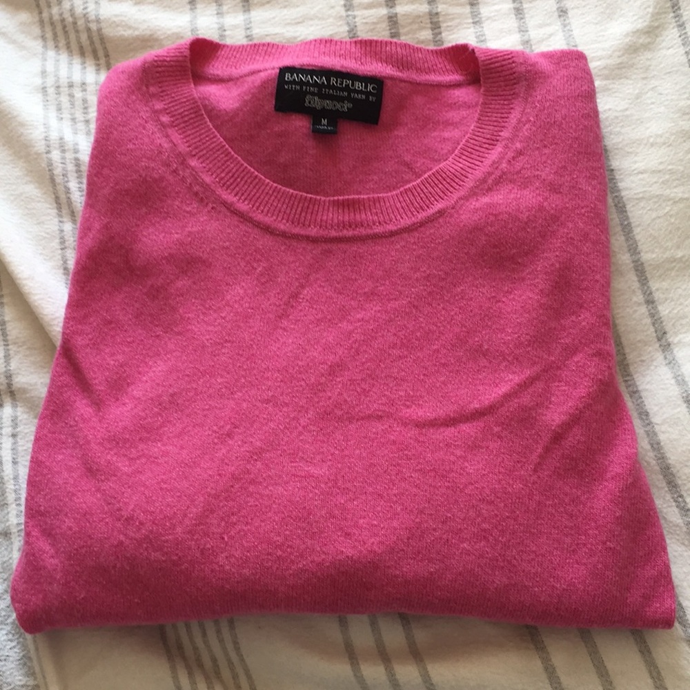 Banana republic hot pink sweater